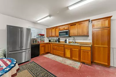 830 SW Bryn Court, Grants Pass, OR 97527 - Photo 40