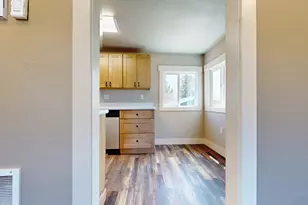 11200 N W Nye Ave, Prineville, OR 97754 - Photo 10