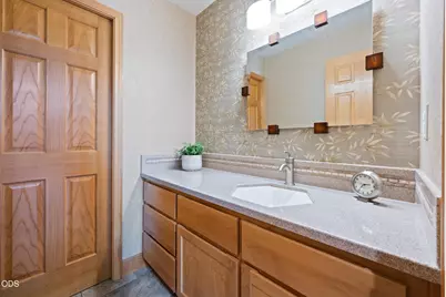 4211 NW Lower Village Road, Bend, OR 97703 - Photo 32