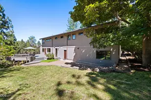 4211 NW Lower Village Rd, Bend, OR 97703 - Photo 54