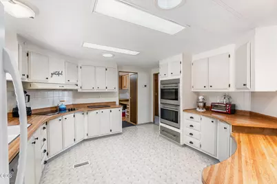 16920 Riverview Lane, Klamath Falls, OR 97601 - Photo 20