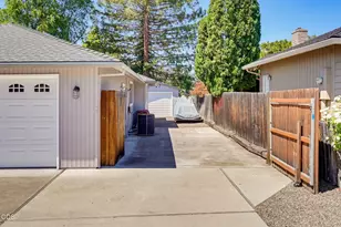 2901 Leonard Ave, Medford, OR 97504 - Photo 22