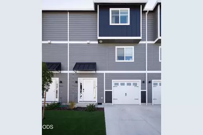 7884 28th Street, White City, OR 97503 - Photo 1