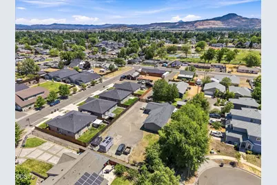 2721 Howard Avenue, Medford, OR 97501 - Photo 38