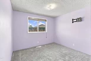 2721 Howard Ave, Medford, OR 97501 - Photo 18