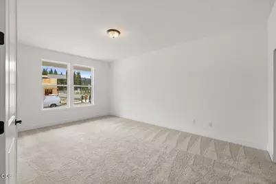 114 Butte Springs Trail #472, Eagle Point, OR 97524 - Photo 4