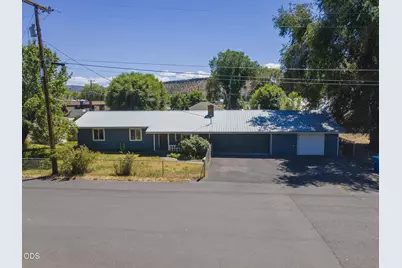 1670 SE Mountain View Drive, Prineville, OR 97754 - Photo 1