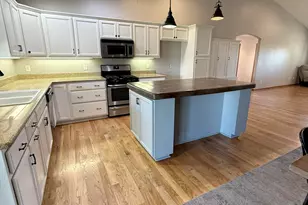 918 Win Way, Eagle Point, OR 97524 - Photo 8