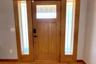 918 Win Way, Eagle Point, OR 97524 - Photo 2