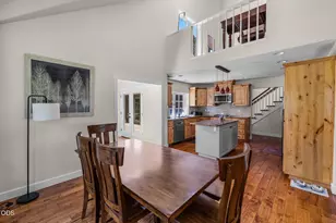 56832 Besson Rd, Bend, OR 97707 - Photo 10