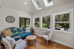 56832 Besson Rd, Bend, OR 97707 - Photo 8