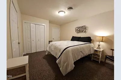 1215 NE 6th Street, Grants Pass, OR 97526 - Photo 18