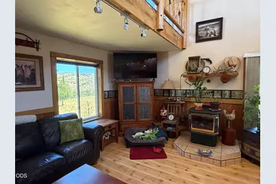 27710 Picnic Creek Road, Mount Vernon, OR 97865 - Photo 18