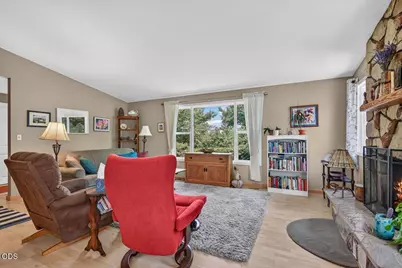 635 Chestnut Street, Ashland, OR 97520 - Photo 10