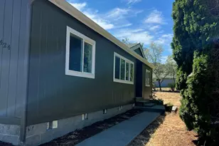 424 4th St, Metolius, OR 97741 - Photo 6