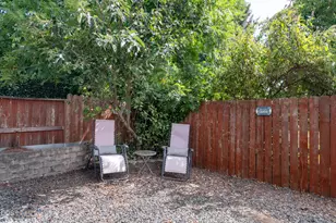 751 Tivoli Dr, Medford, OR 97501 - Photo 22