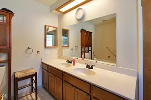 332 Rene Dr, Shady Cove, OR 97539 - Photo 22