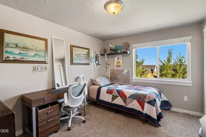 1825 NE Kristi, Bend, OR 97701 - Photo 28