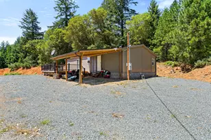 2810 Coyote Creek Rd, Wolf Creek, OR 97497 - Photo 8