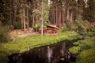 13101 SW Blakley Ln, Camp Sherman, OR 97730 - Photo 2