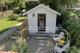 541 Fairview St, Ashland, OR 97520 - Photo 34