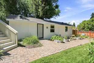 541 Fairview St, Ashland, OR 97520 - Photo 32