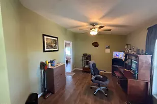 345 SW C St, Madras, OR 97741 - Photo 12