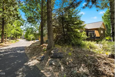 19358 SW Laurelhurst Way, Bend, OR 97702 - Photo 50