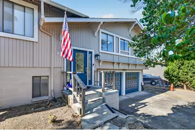2570 Samoan Way, Medford, OR 97504 - Photo 2