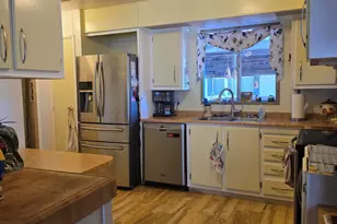 3500 Summers Ln, Klamath Falls, OR 97603 - Photo 12
