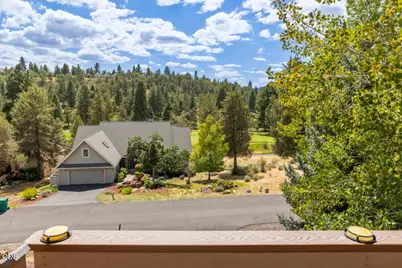 9629 Kestrel Road, Klamath Falls, OR 97601 - Photo 34