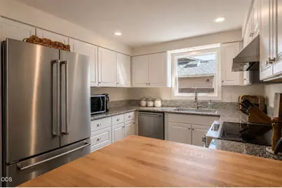 775 Oak Knoll Drive, Ashland, OR 97520 - Photo 14