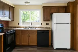 2406 Gettle St, Klamath Falls, OR 97603 - Photo 14