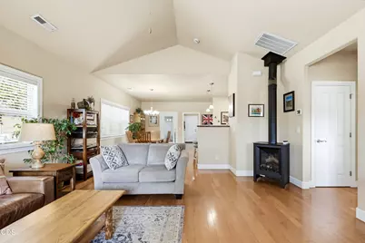 684 Golden Peak Drive, Central Point, OR 97502 - Photo 20