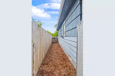 2110 Holabird Avenue, Klamath Falls, OR 97601 - Photo 4