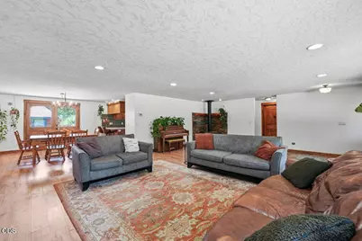 16025 Sunset Lane, La Pine, OR 97739 - Photo 10