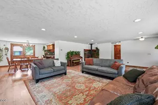 16025 Sunset Ln, La Pine, OR 97739 - Photo 10