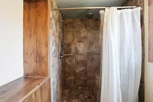 16025 Sunset Ln, La Pine, OR 97739 - Photo 20