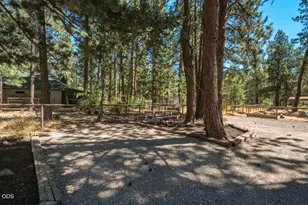60282 Cree Cir, Bend, OR 97702 - Photo 10