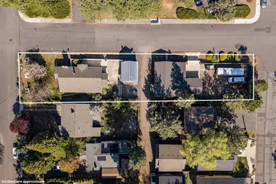 195 SE Roosevelt Avenue, Bend, OR 97702 - Photo 2