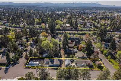 195 SE Roosevelt Avenue, Bend, OR 97702 - Photo 38