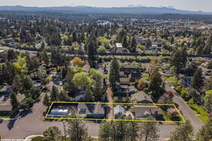 195 SE Roosevelt Ave, Bend, OR 97702 - Photo 38