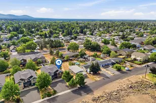 2213 SW 22nd St, Redmond, OR 97756 - Photo 40