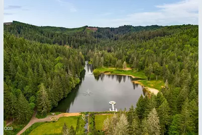 24218 Vaughn Road, Veneta, OR 97487 - Photo 4
