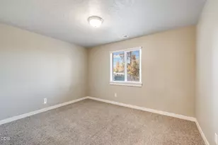 20496 SE Clover Crst Ct, Bend, OR 97702 - Photo 26