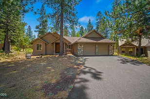 57641 Splitrock Ln, Sunriver, OR 97707 - Photo 1