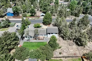 21035 Clairaway Ave, Bend, OR 97702 - Photo 10