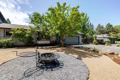21035 Clairaway Avenue, Bend, OR 97702 - Photo 6