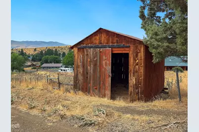 655 N Washington Street, Prairie City, OR 97869 - Photo 26