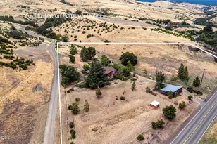 2815 Dead Indian Memorial Rd, Ashland, OR 97520 - Photo 52